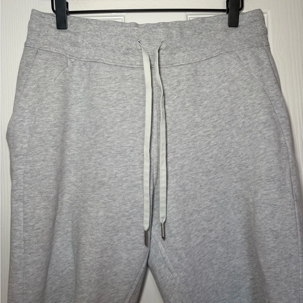 Lululemon‎ Scuba High-Rise Jogger Fleece Heathered Grey Size 10
